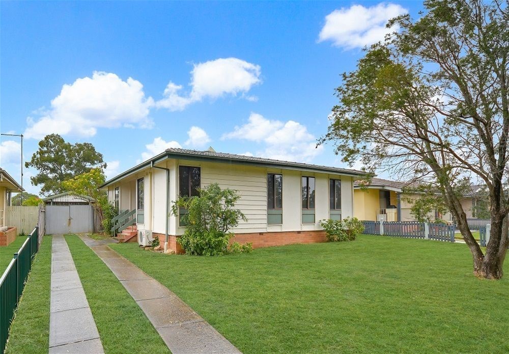 THREE BEDROOM HOUSE