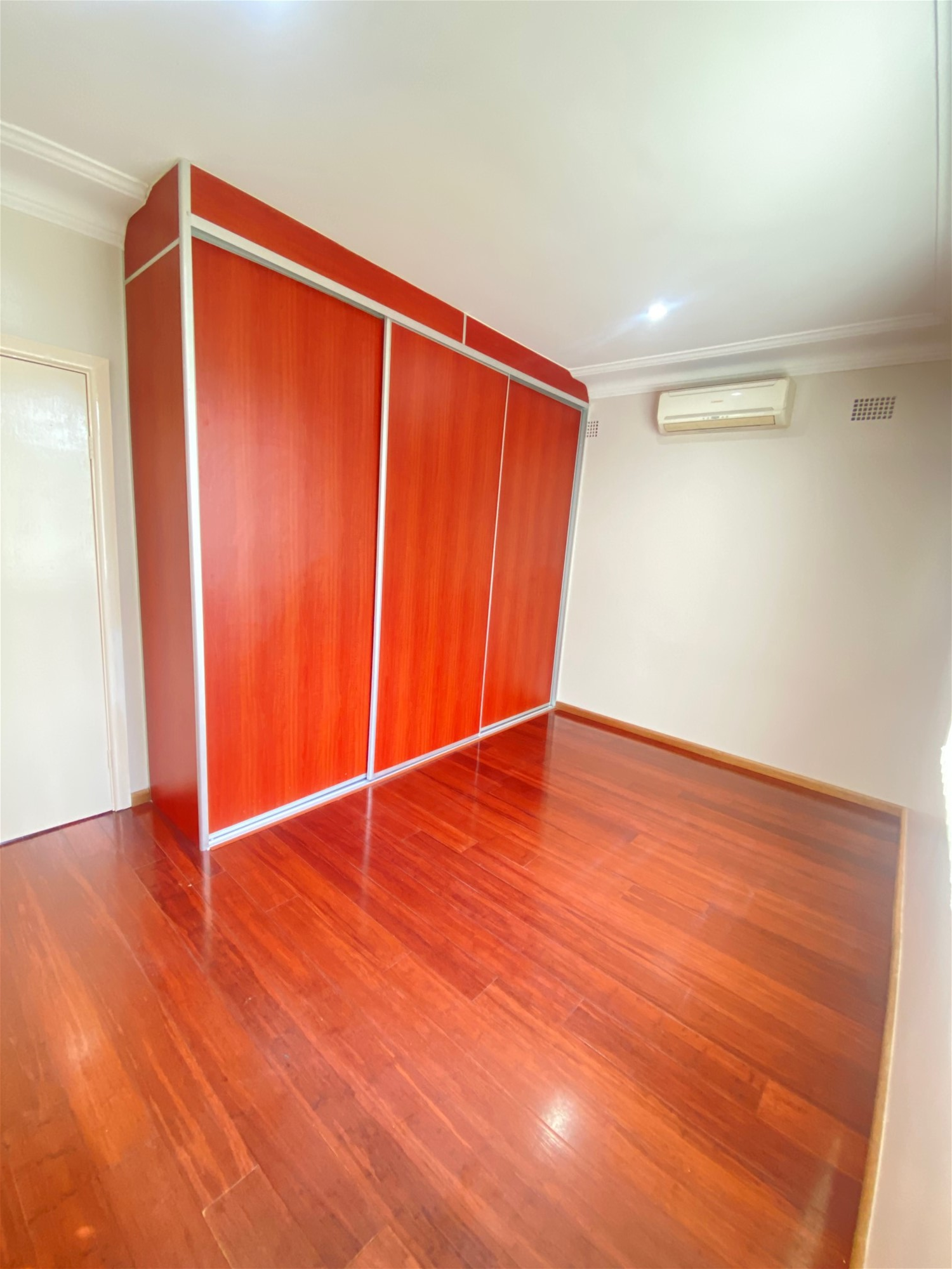 A Beautifully Presented  3 Bedroom House For Rent with double Toilet