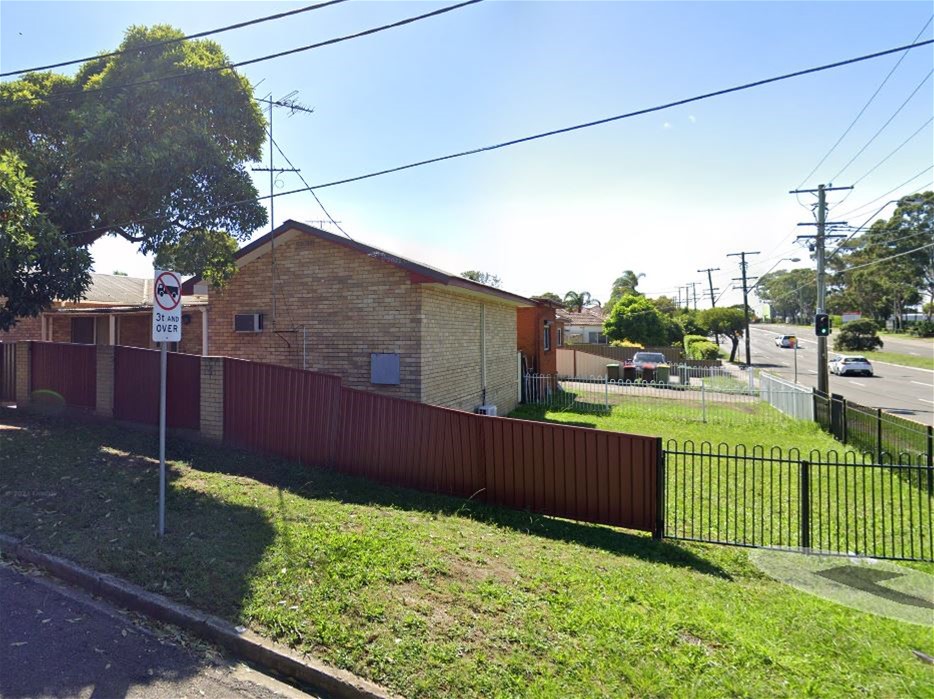 Three Bedroom House with Potential One Bedroom Granny